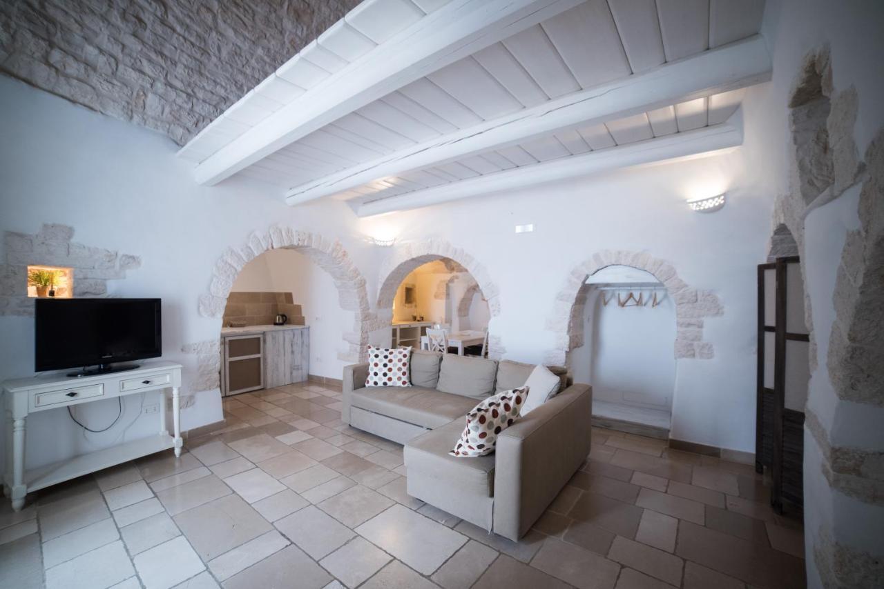 Charming Trulli Aparthotel Αλμπερομπέλο Εξωτερικό φωτογραφία