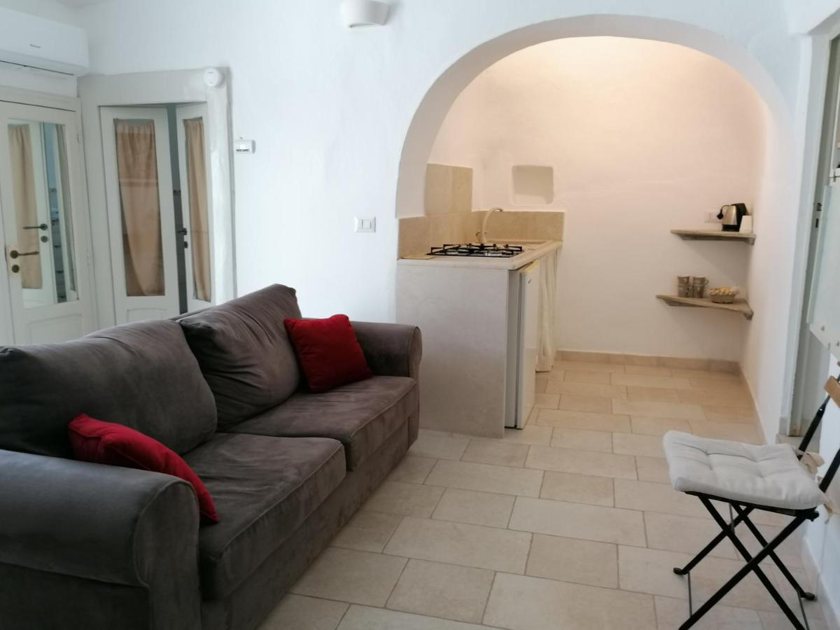 Charming Trulli Aparthotel Αλμπερομπέλο Εξωτερικό φωτογραφία